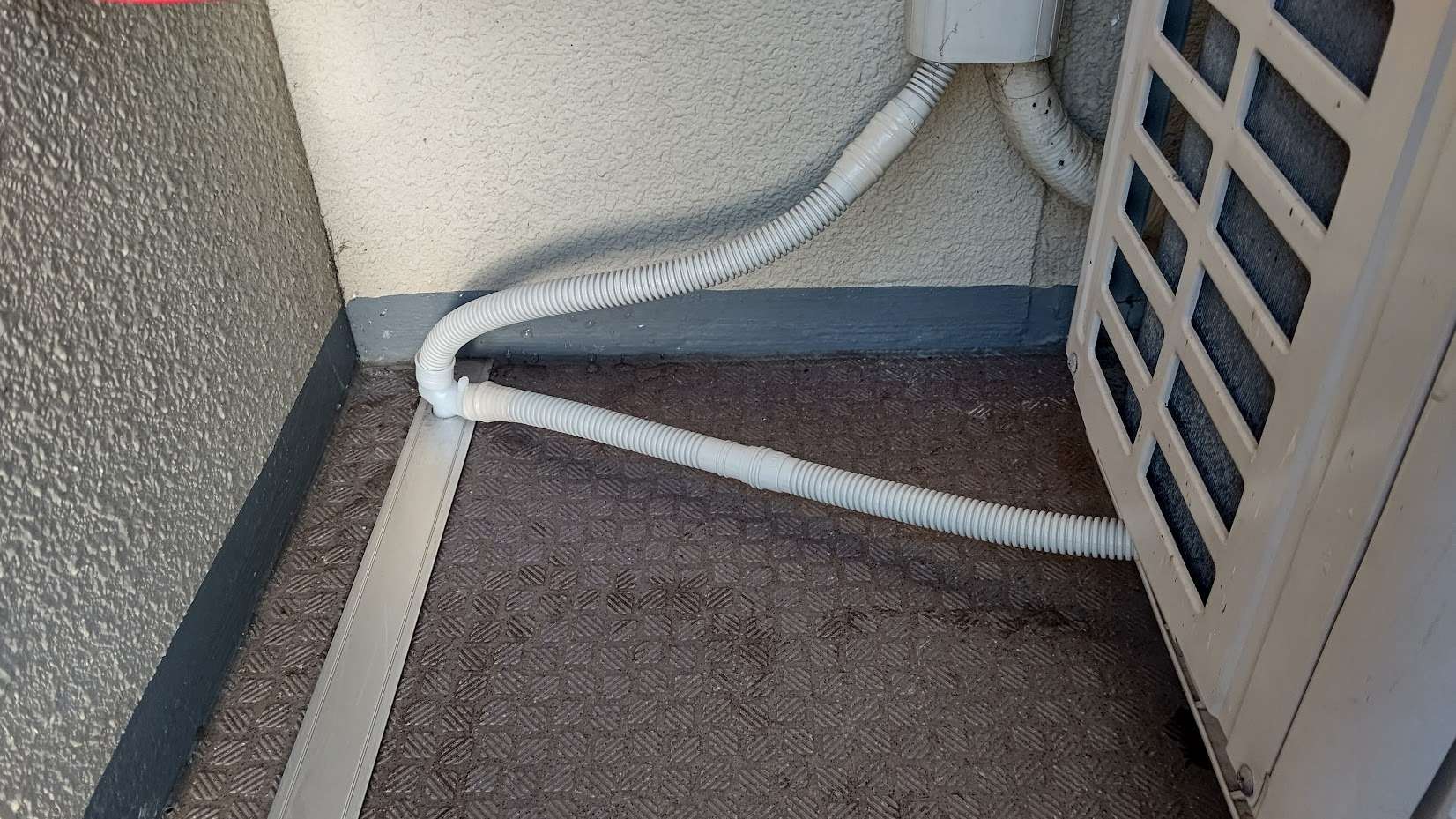 食べ物はニキビの原因や悪化につながりますか?